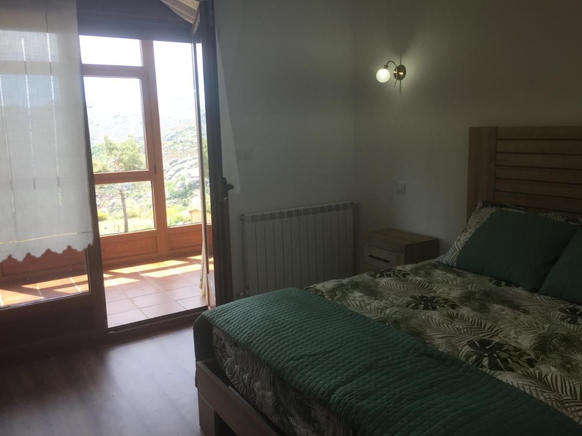 Fraga De Pitoes Farm stay Pitoes das Junias